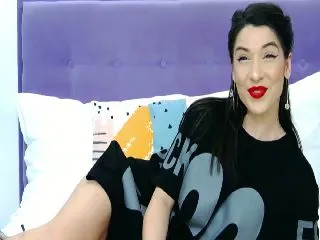Live sex webcam photo for RoseCharleen #251762914