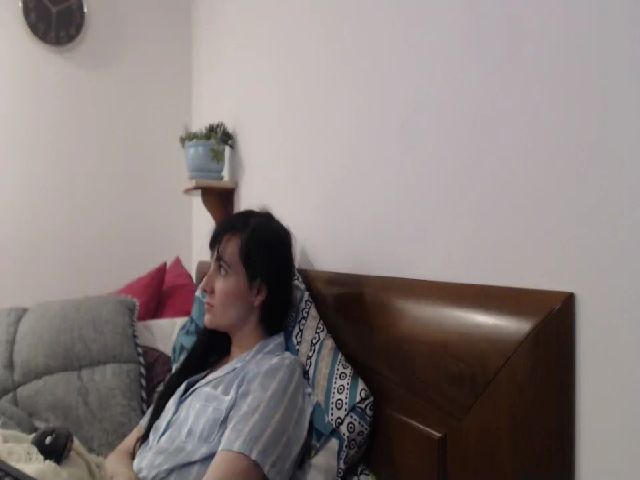 Live sex webcam photo for isabellazee2 #255197965