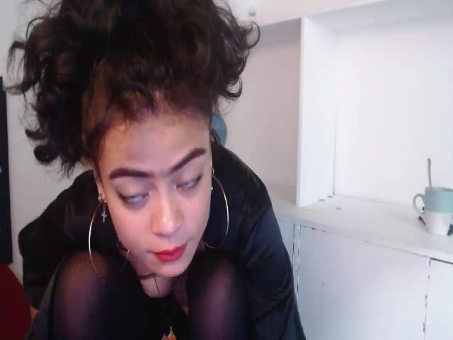 Live sex webcam photo for Manelik_benz #256118782