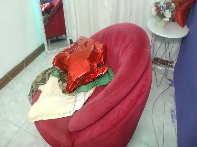 Live sex webcam photo for BriannaOneal #252334121