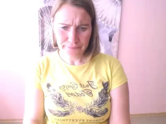 Live sex webcam photo for ChloePlay #253793173