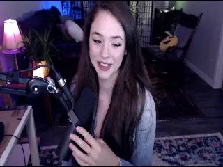 Live sex webcam photo for Sophelia #252096403