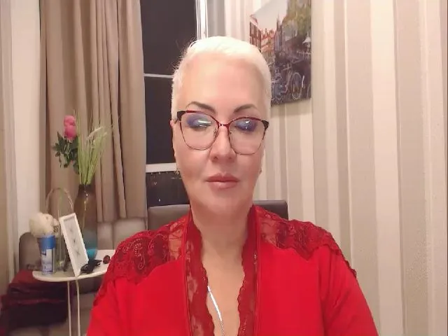 Live sex webcam photo for LadyXAnna #262813721