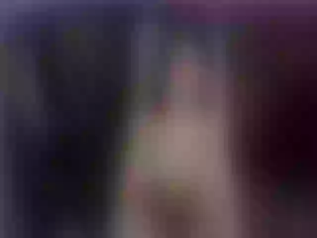 Live sex webcam photo for lolIip0p__ #261459120