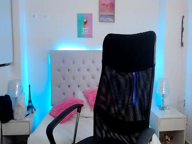Live sex webcam photo for Alisson_Pardo #255403735