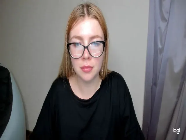 Live sex webcam photo for milafix #253545007
