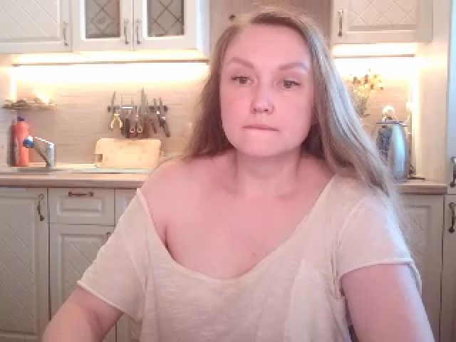 Live sex webcam photo for JaneGrey111 #253681908