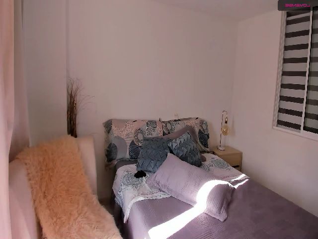 Live sex webcam photo for Helena_Hills #258860534