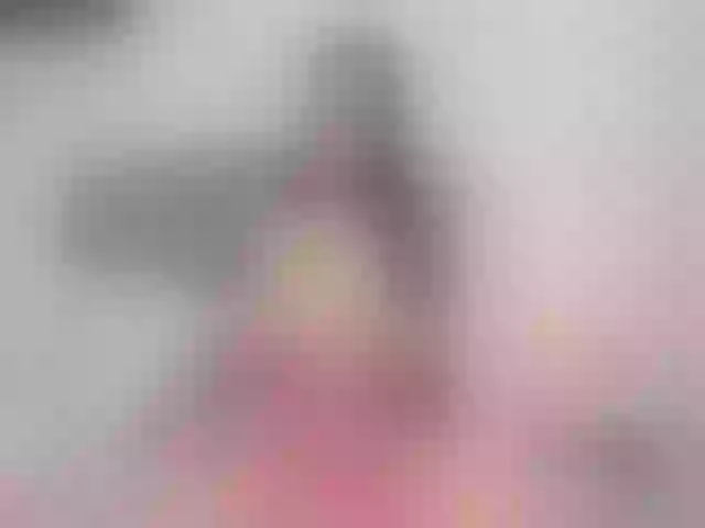 Live sex webcam photo for YoursLauren #261384956