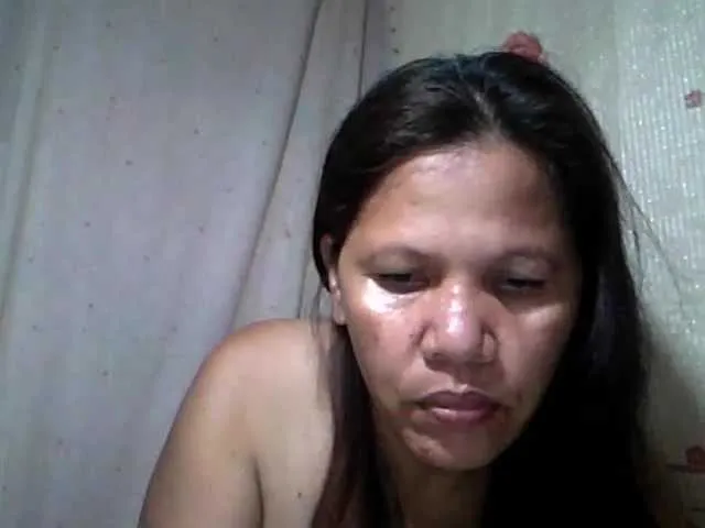Live sex webcam photo for dazzlingasian #240976665