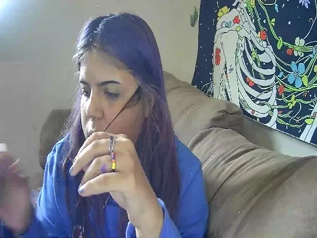 Live sex webcam photo for Lilmisspurp #255747764