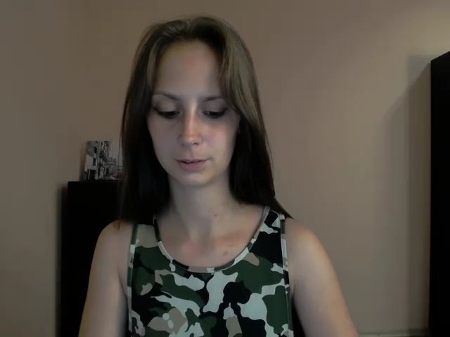 Live sex webcam photo for CuddliesNikki #254324257