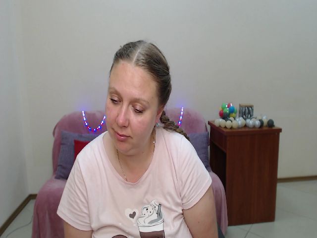 Live sex webcam photo for XArinasoll #252661294