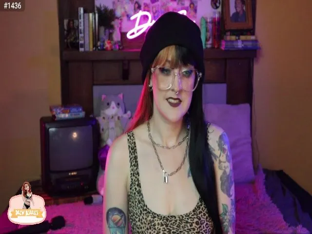 Live sex webcam photo for DrewBerries #261052366