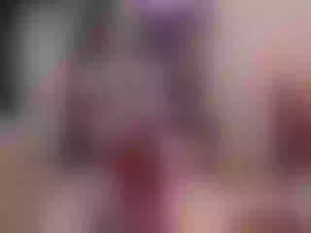 Live sex webcam photo for Stella888 #241083497