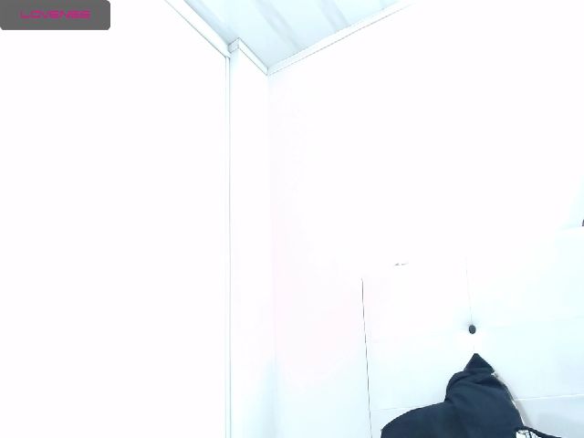 Live sex webcam photo for Arabelajoys #256521024