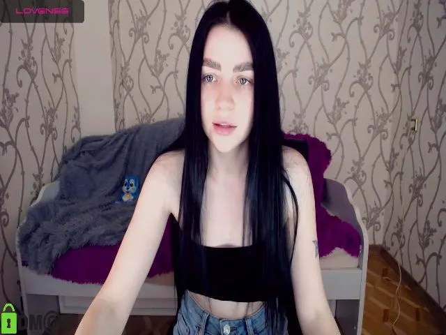 Live sex webcam photo for Kira__Queen #262099768