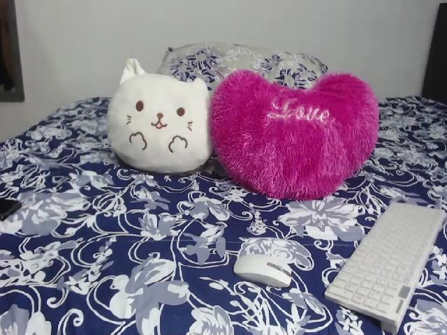 Live sex webcam photo for Alisson_ky #263727955