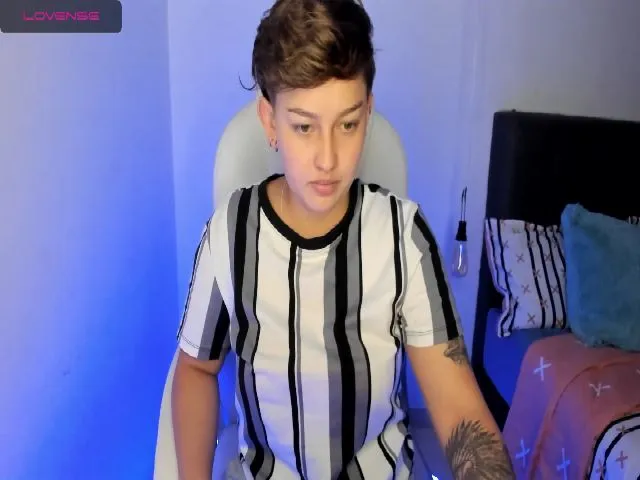 Live sex webcam photo for SalemJimenez #252397122