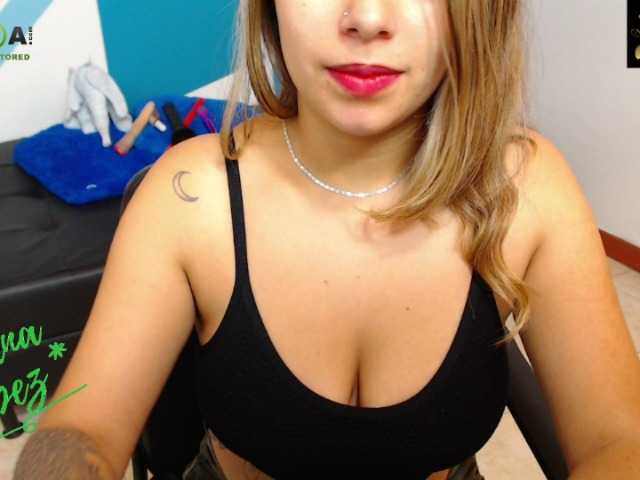 Live sex webcam photo for julianalopezX #246475891