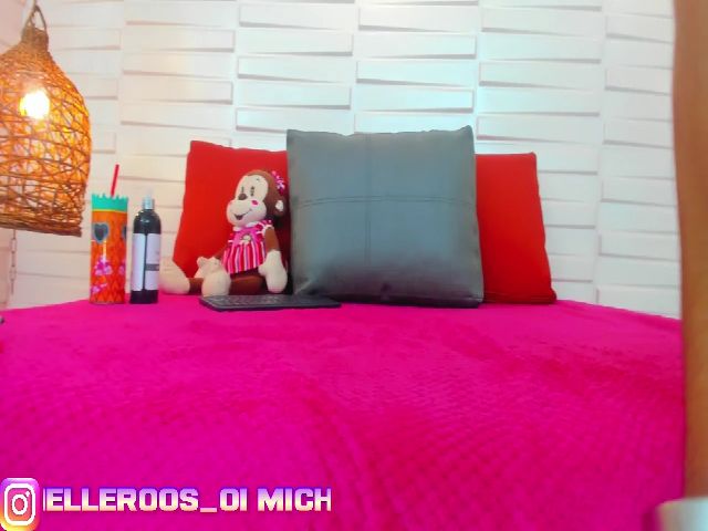 Live sex webcam photo for Michelle_Ross #252563168