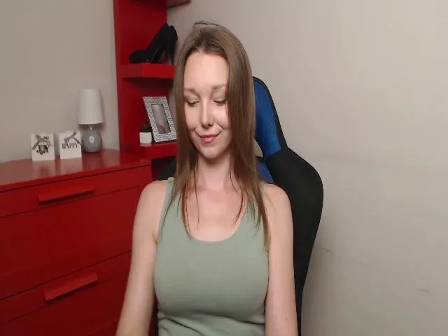 Live sex webcam photo for Little_ZOE #255573053