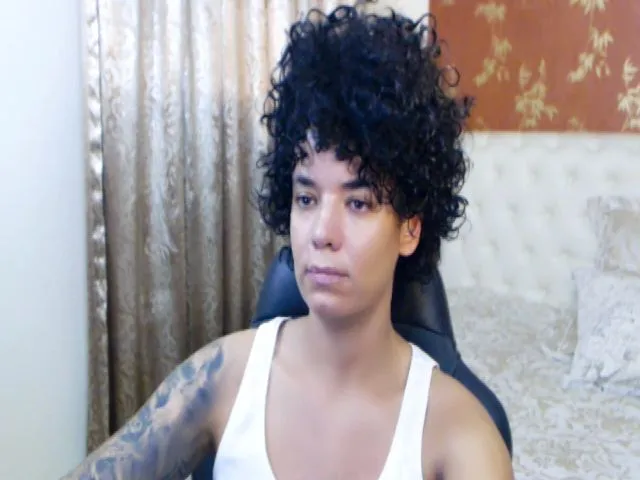 Live sex webcam photo for LaraAnne_ #265617280