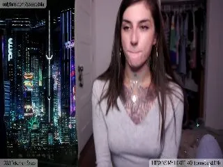 Live sex webcam photo for SweetxLola #251928972