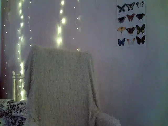 Live sex webcam photo for Nicole_W #258004373