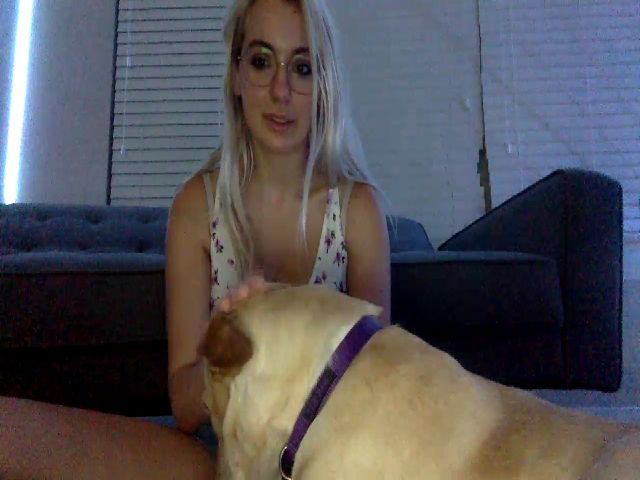 Live sex webcam photo for Sammy_gray #256193097