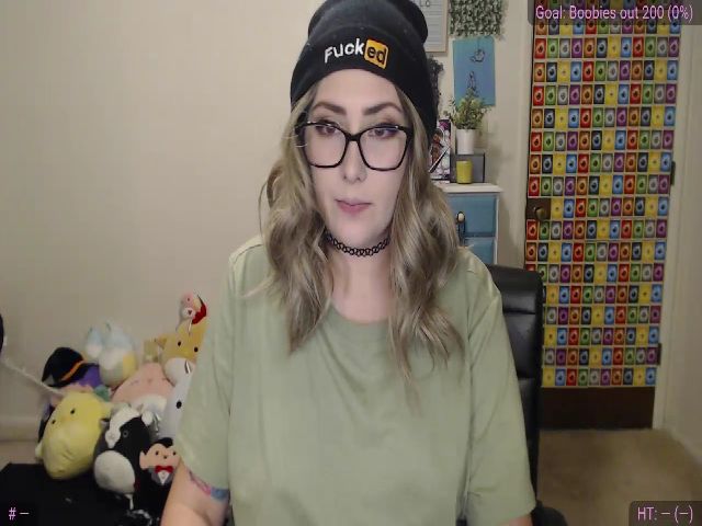 Live sex webcam photo for Violet_Rae_ #252733063