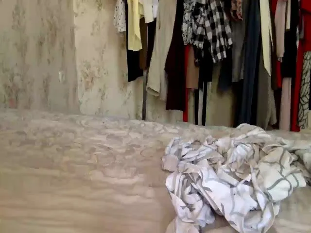 Live sex webcam photo for JolyBoss #252791010