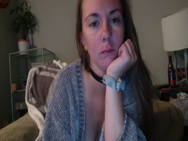 Live sex webcam photo for baabyycodi #260427385