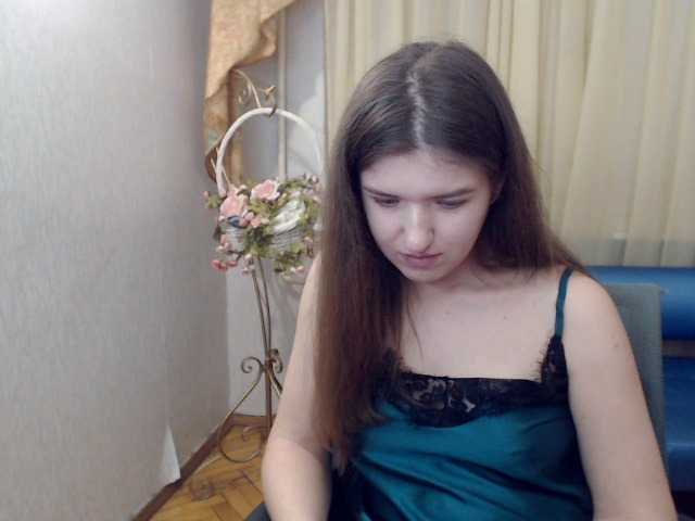 Live sex webcam photo for Aluppy #241150032