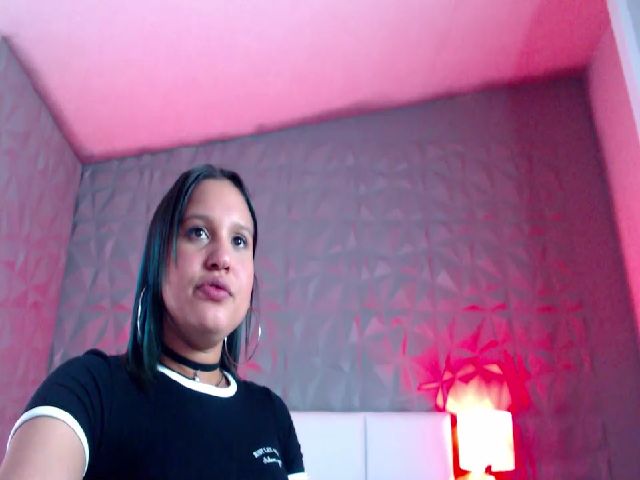 Live sex webcam photo for Infinitystarp #255383028