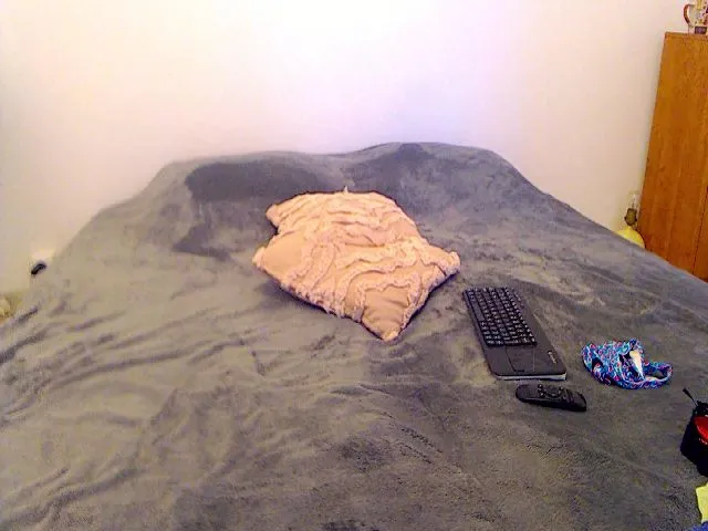 Live sex webcam photo for AliceBiggAss #252453472