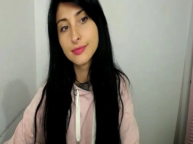 Live sex webcam photo for SnowSpacee #256516491