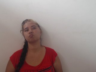 Live sex webcam photo for julianahothot #240746829