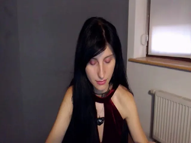 Live sex webcam photo for SnowSpacee #262033217
