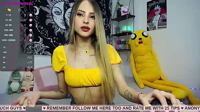 Live sex webcam photo for sabrinacandy_7 #243054979