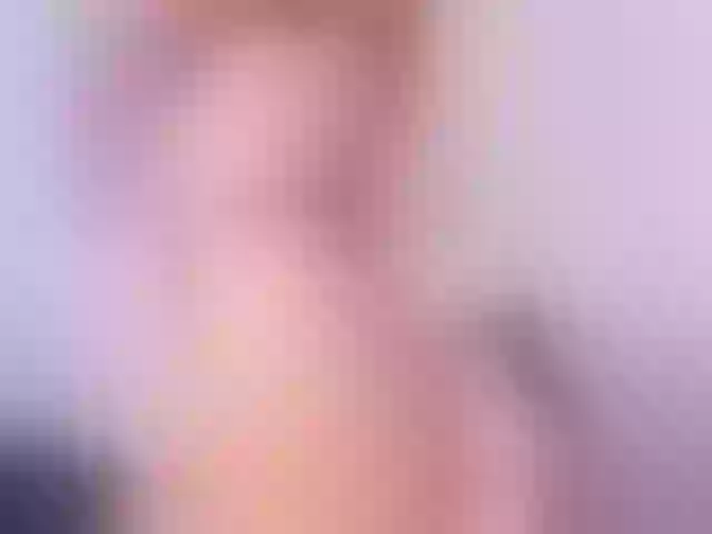Live sex webcam photo for MarianaSantos #253858056