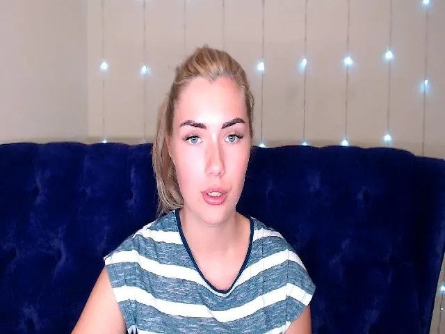 Live sex webcam photo for TrishKlein #255890740