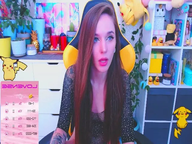 Live sex webcam photo for JinjerMoon #253771134