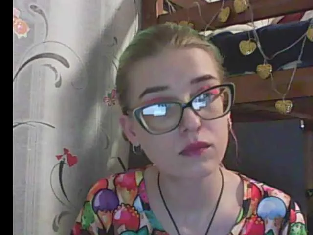 Live sex webcam photo for malvinella #241254163