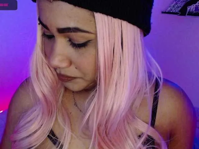 Live sex webcam photo for zoedirty #250243162