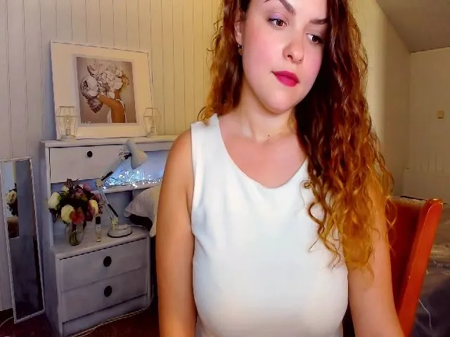 Live sex webcam photo for BeautySuzz #259869332