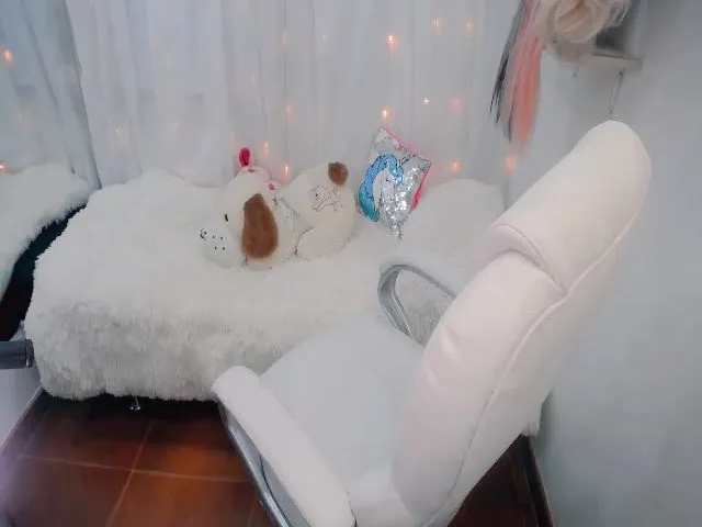 Live sex webcam photo for Little_ary #254668523