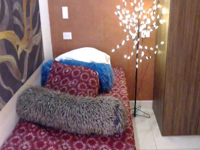 Live sex webcam photo for Forevermanu #256338721