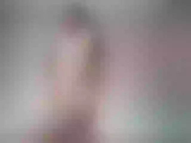 Live sex webcam photo for LindaSweez #250602004