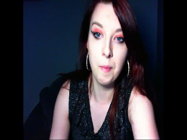 Live sex webcam photo for VirginLuna18 #253836134